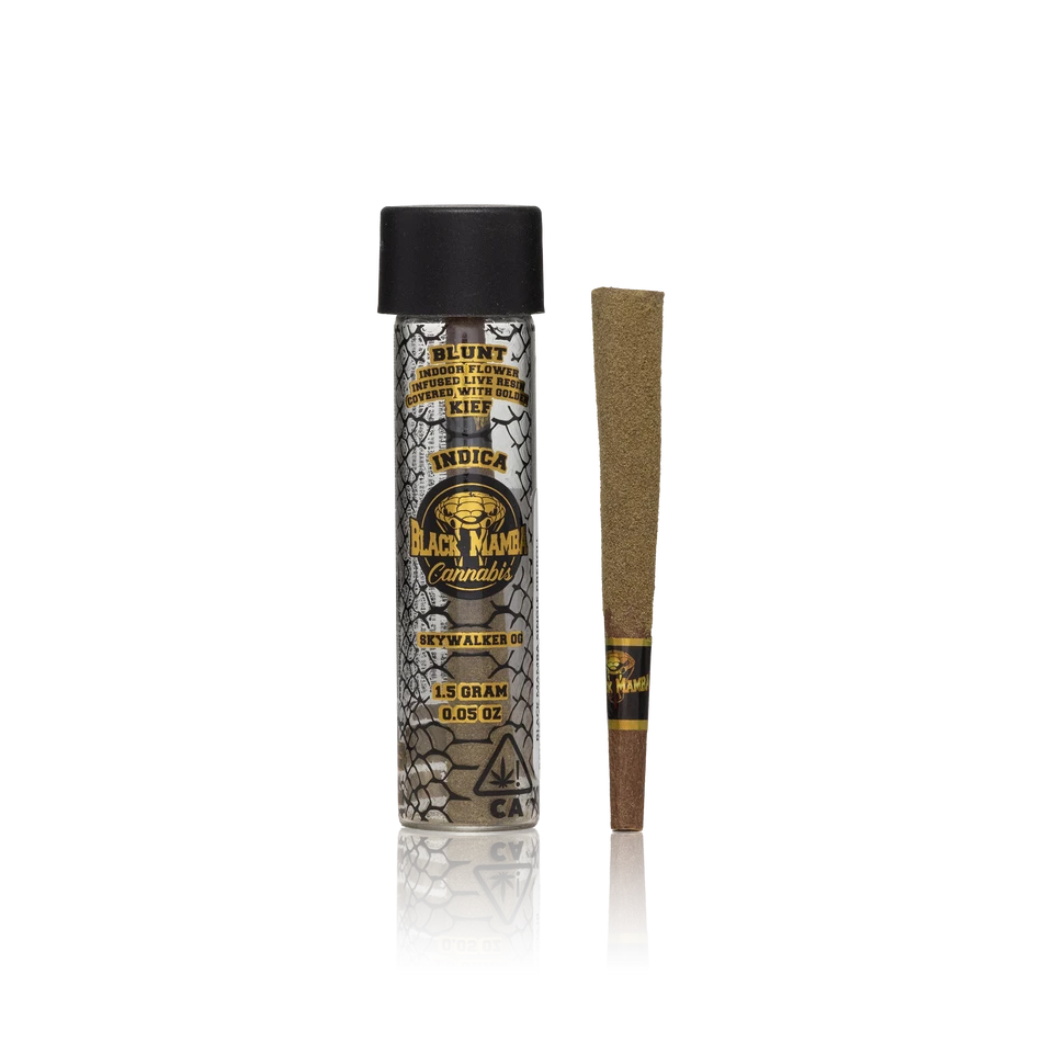 BlackMamba2_3f2cf6e5-5eaa-4e5e-ae1d-6ee2b4135c21.png Black Mamba Infused Live Resin Blunt w/ Golden Kief - Image 1